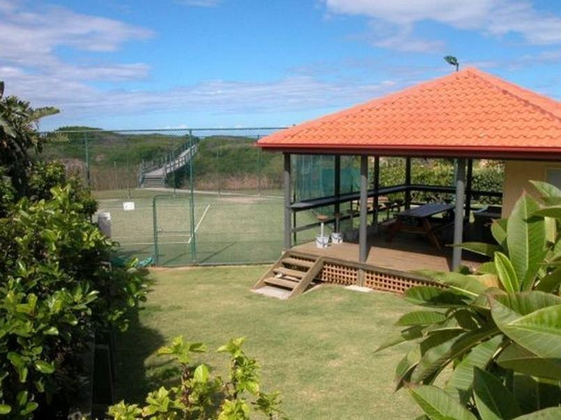 Aqualuna Beach Resort Sapphire Beach Exteriör bild